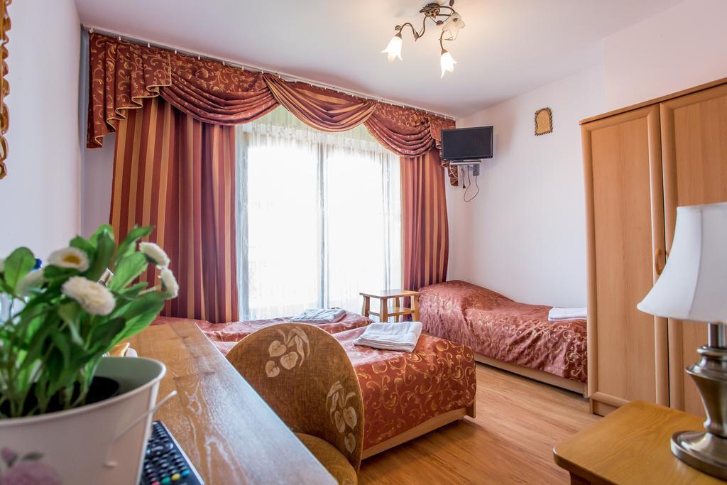 Pod Modrzewiami Hotel Zakopane Room photo